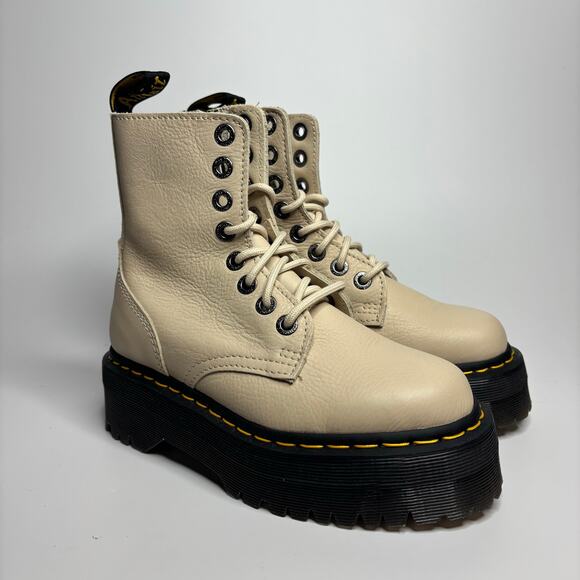 Dr. Martens Jadon III Leather Platform Combat Boots in Vintage Taupe Pisa - Picture 1 of 10